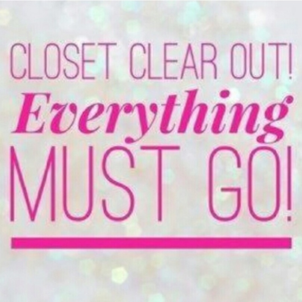 ✨✨Everything Must Go! Send me offers✨✨